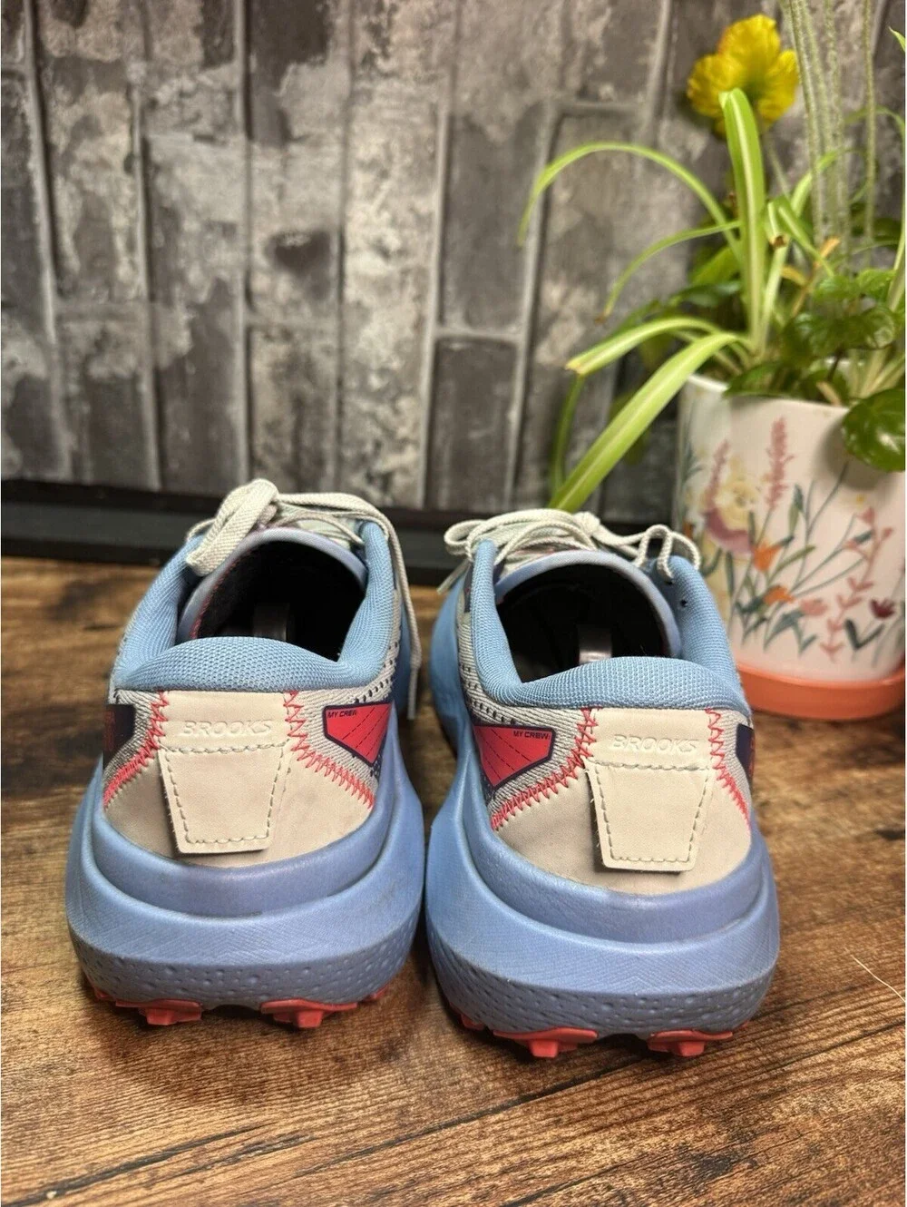 Brooks Caldera 6 Blue/Gray/Red Geometric Low Top Lace-Up Men's Sneaker